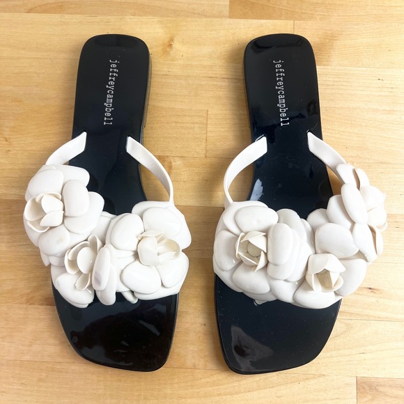 Jeffrey Campbell Jelly Slides Petalz Floral Flower Thong Sandals Size 10 Black - Picture 1 of 9